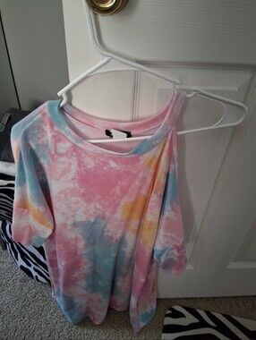 Women's Hemish USA top